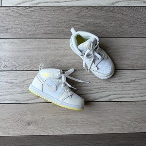 Jordan 1 Mid Toddler Kids' "Sail/Lt Laser Yellow/White" Shoe